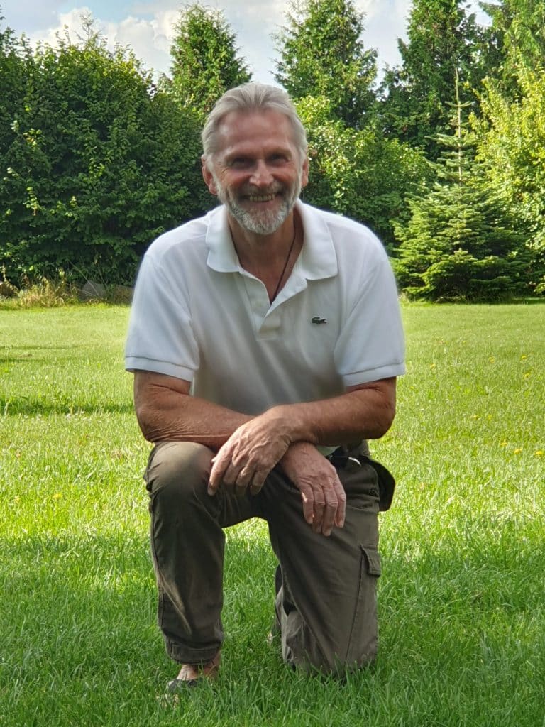 Dr. Rolf Schneider